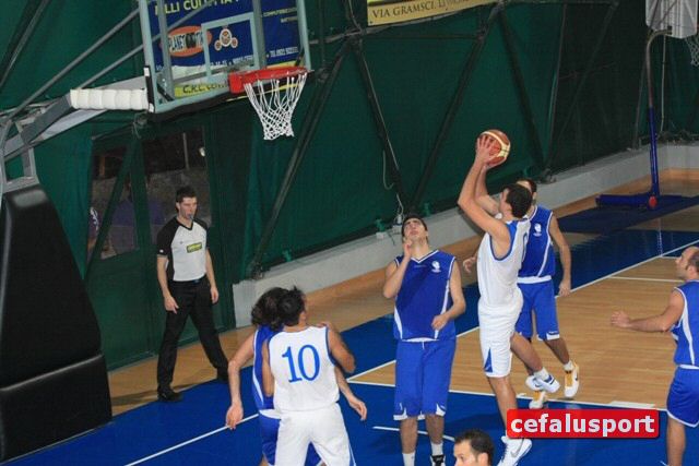 101128_sport 315y_tn.jpg